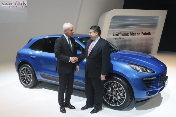 opening-of-the-porsche-factory-in-leipzig-macan-003