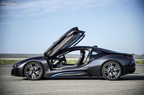 bmw-i8-onsales-2014-001