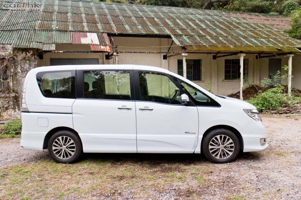 nissan-serena-2014-review-004