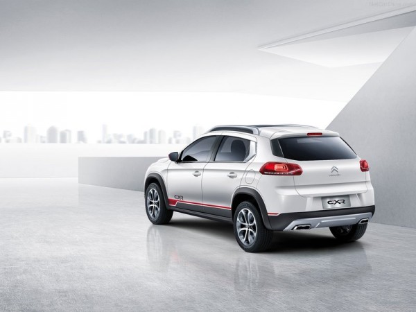 Citroen-C-XR_Concept-01