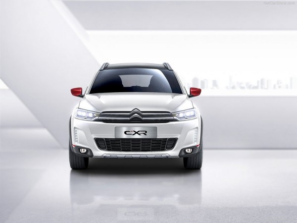 Citroen-C-XR_Concept-02