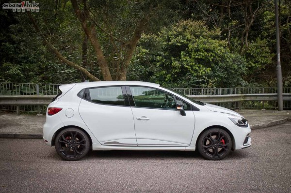 rensult-clio-rs-cup-2014-review-003