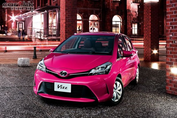 toyota-yaris-2014-01