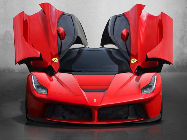 01LaFerrari