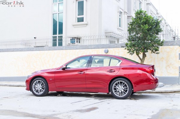 infiniti-q50-2t-2014-review-02