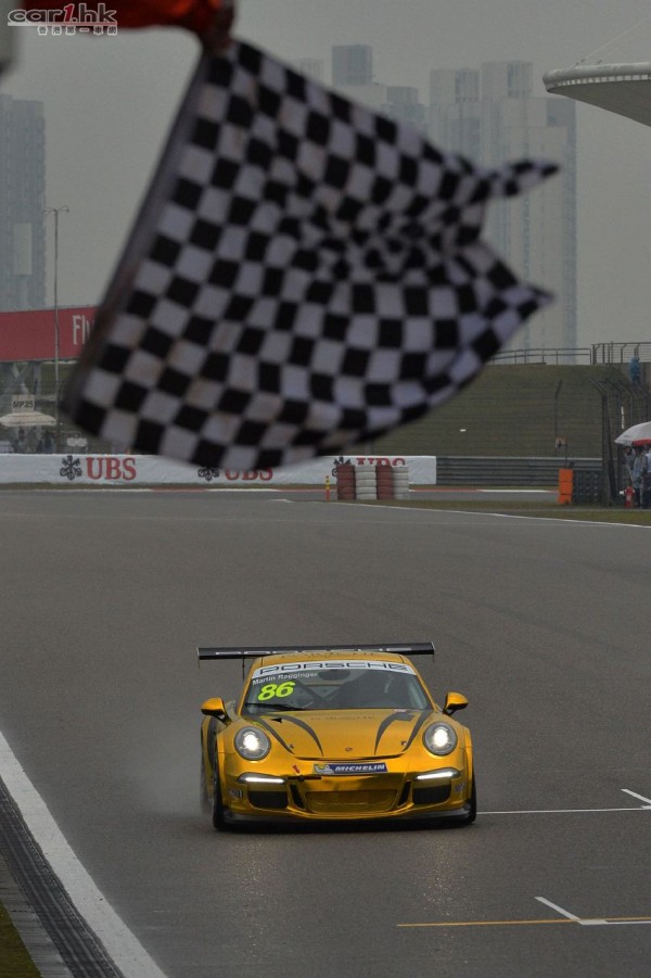 porsche-carrera-cup-asia-2014-may-03