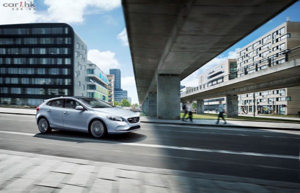 volvo-v40-2014