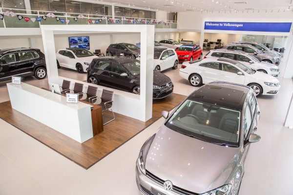 the-new-volkswagen-showroom-nt-2014-02