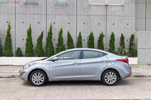 hyundai-elantra-2014-03