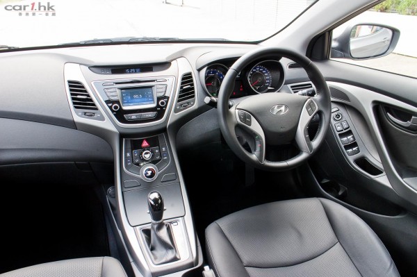 hyundai-elantra-2014-09