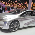 2014 巴黎車展：Renault Eolab Concept 科幻未來