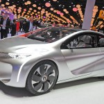 2014 巴黎車展:Renault Eolab Concept 科幻未來 2014 巴黎車展:Renault Eolab Concept 科幻未來
