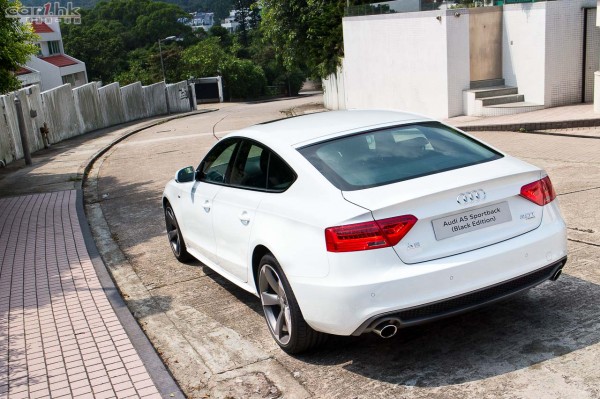 audi-a5-blackedition-2014-review-02