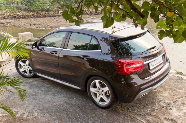 benz-gla250-4matic-2014-review-03