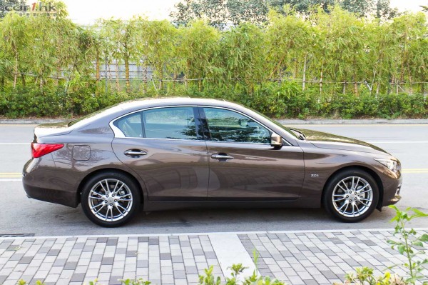 infiniti-q50-2000t-long-review-2014-03