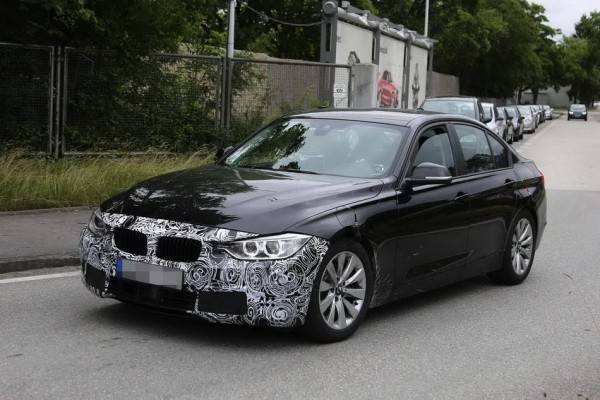 BMW 3-Series sedan and wagon facelift Spy Photos