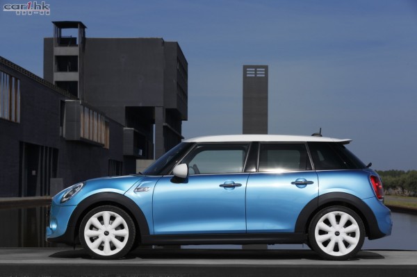 the-new-mini-5-door-2014-launch-02