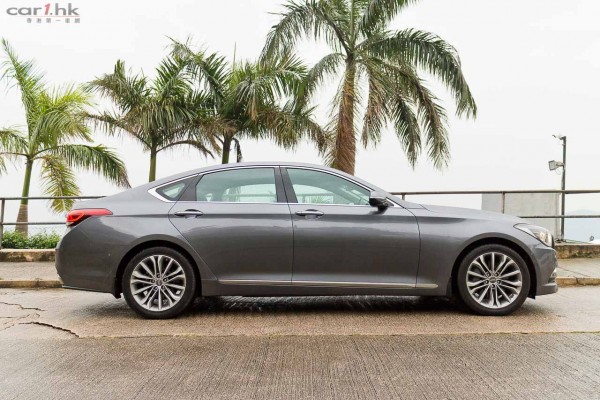 hyundai-genesis-2014-review-02