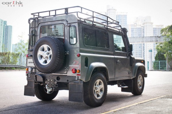 landrover-defender-90-station-2014-03