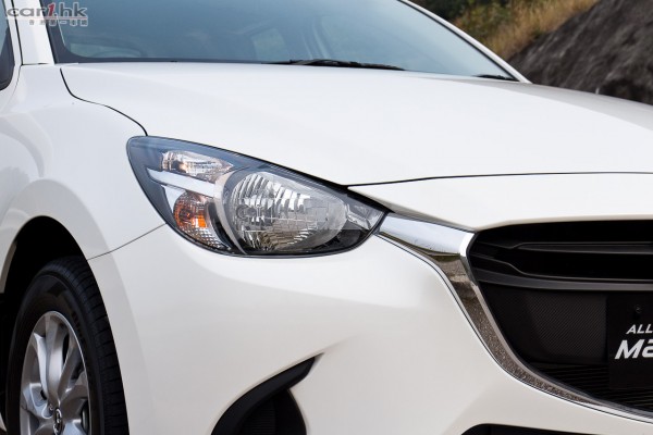 mazda2-review-2015-06