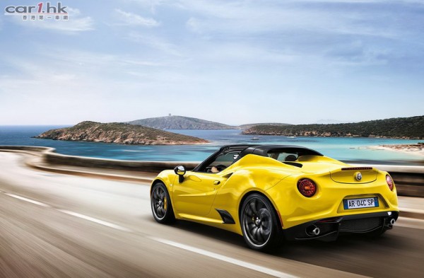 alfa-romeo-4c-spyder-2014-02