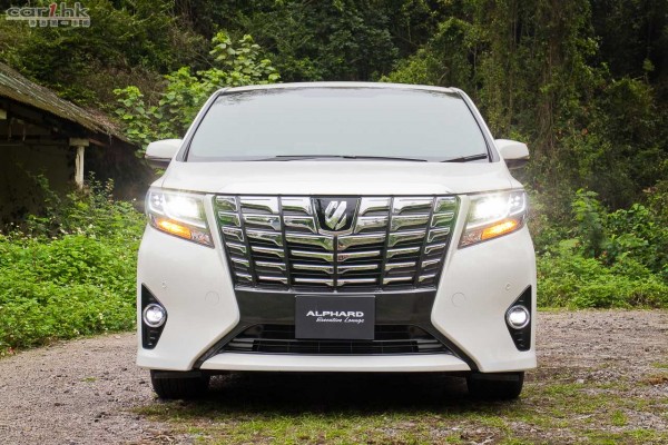 toyota-alphard-2015-115