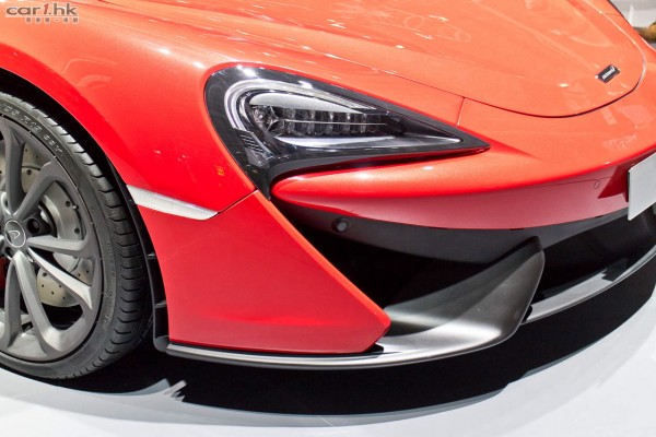 mclaren-540c-2015-02