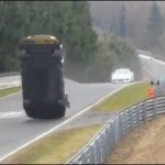 戰神飛起來！Nissan GT-R NISMO GT3 翻車意外（影片）