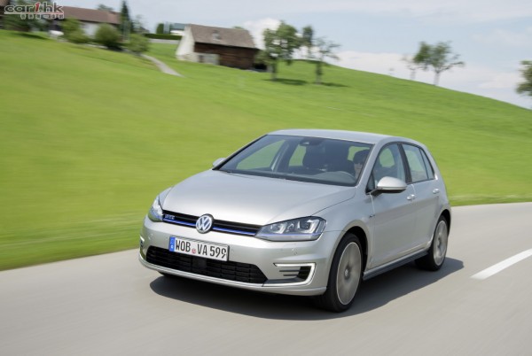 volkswagen-golf-gte-2015-01