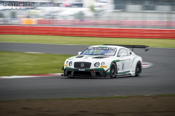 bentley-silverstone-2015-01