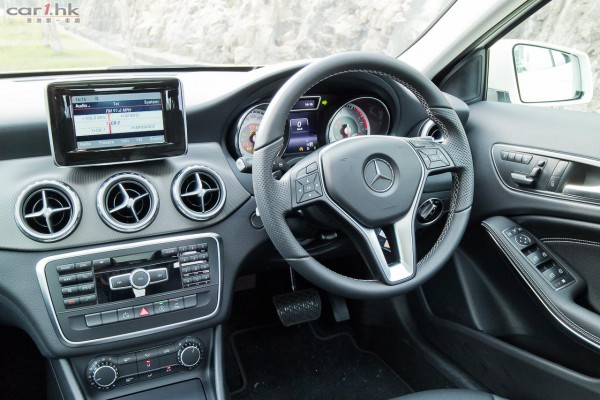 benz-gla200-2015-review-24