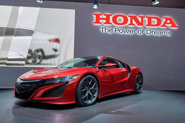 honda-nsx-hybrid-2016-01