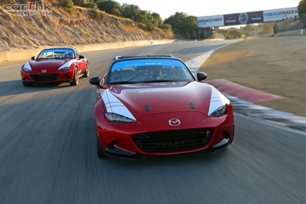 mazda-mx5-race-2015-08