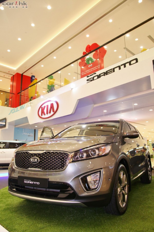 kia-sorento-soul-ev-launch-2015-09