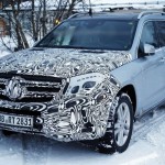 Mercedes-Benz GLS 雪地試行