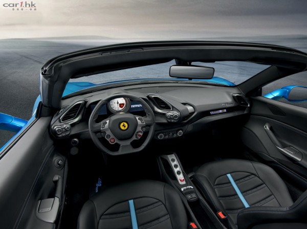 ferrari-488-spider-07