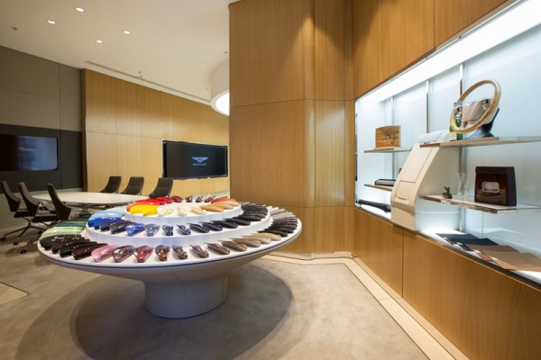 bentley-kowloon-new-showroom-2015-05