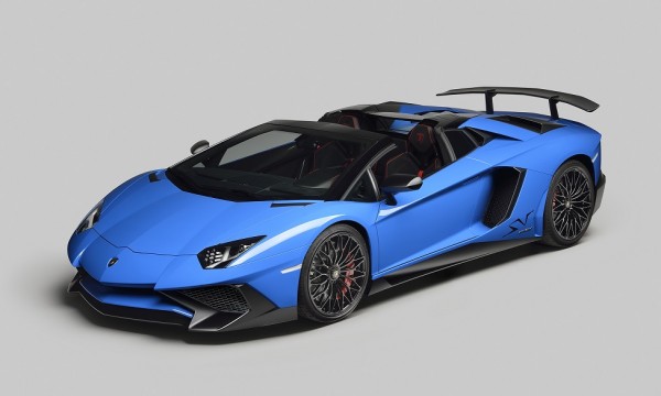 lamborghini-adventador-lp750-4-2015-02