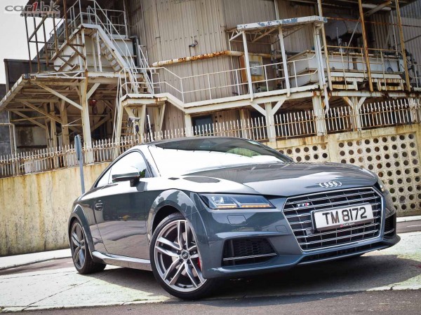 audi-tts-review-2015-16