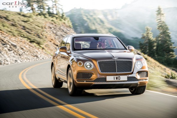 bentley-bentayga-2015-03