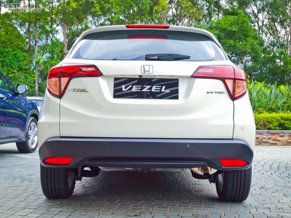 honda-vezel-2015-review-13