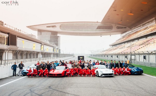 ferrari-returns-to-shanghai-with-corso-pilota-2015-a