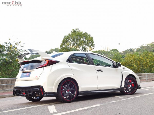 honda-civic-type-r-2015-02