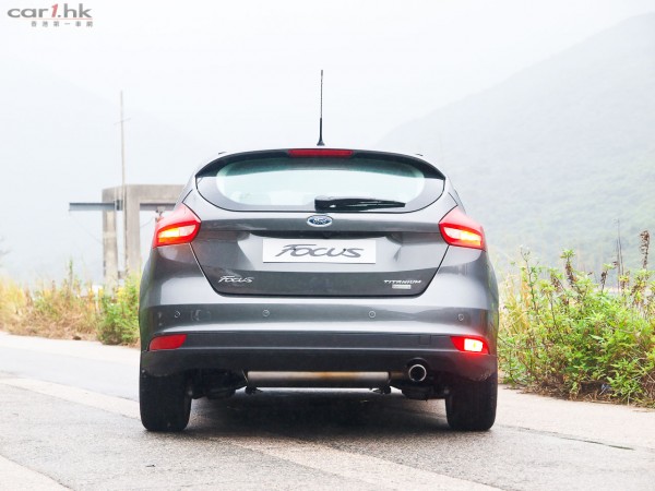 ford-focus-2015-review-20