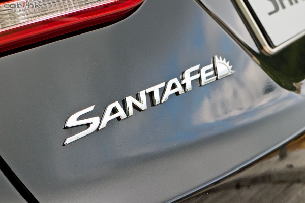 hyundai-sentafe-2015-review-11