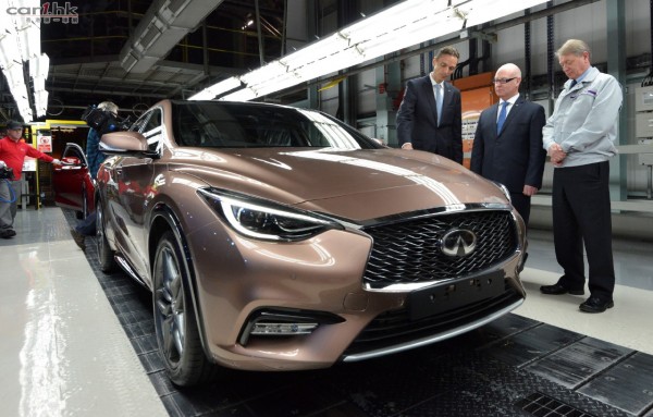 infiniti-q30-production-2015-03