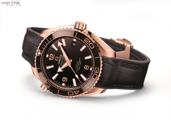 215.63.40.20.13.001_Seamaster Planet Ocean 39.5mm