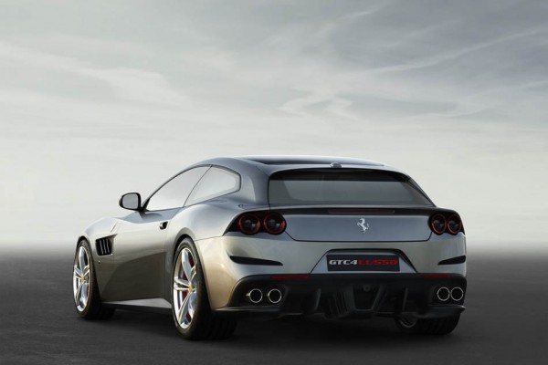 Ferrari-GTC4-Lusso-08