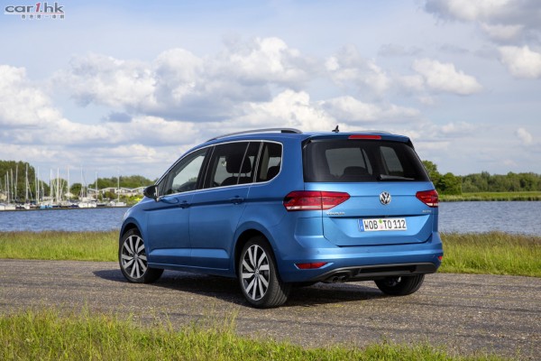 volkswagen-touran-price-2016-02