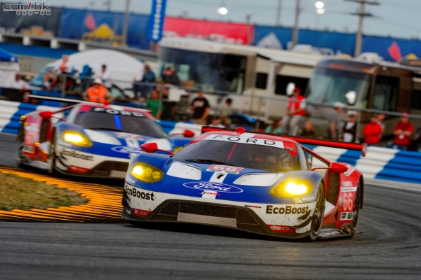 FORD_GT_racing